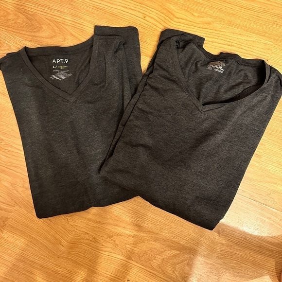 Grey V neck tshirts. Size large Apt 9 & 32 degree cool - Picture 1 of 5